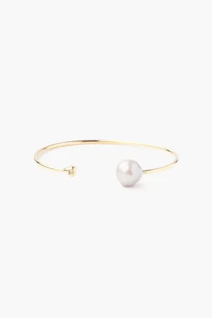 Chan Luu Grey Pearl And Gold Diamond Cuff