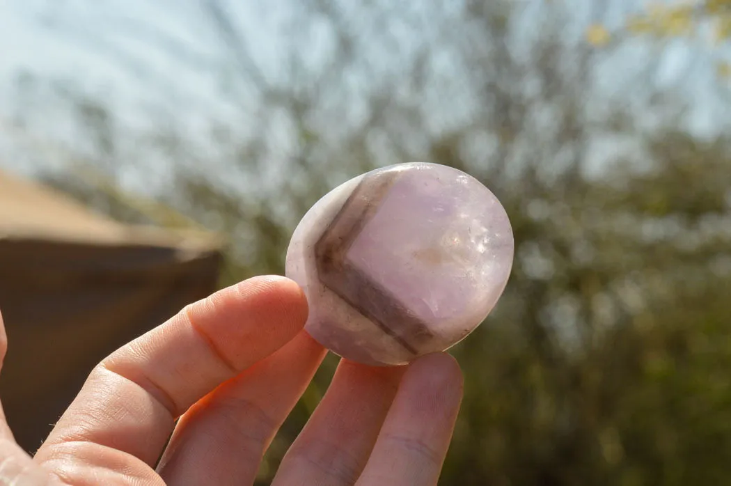 Polished Gemmy Amethyst Galet - Palm Stones x 20 From Madagascar