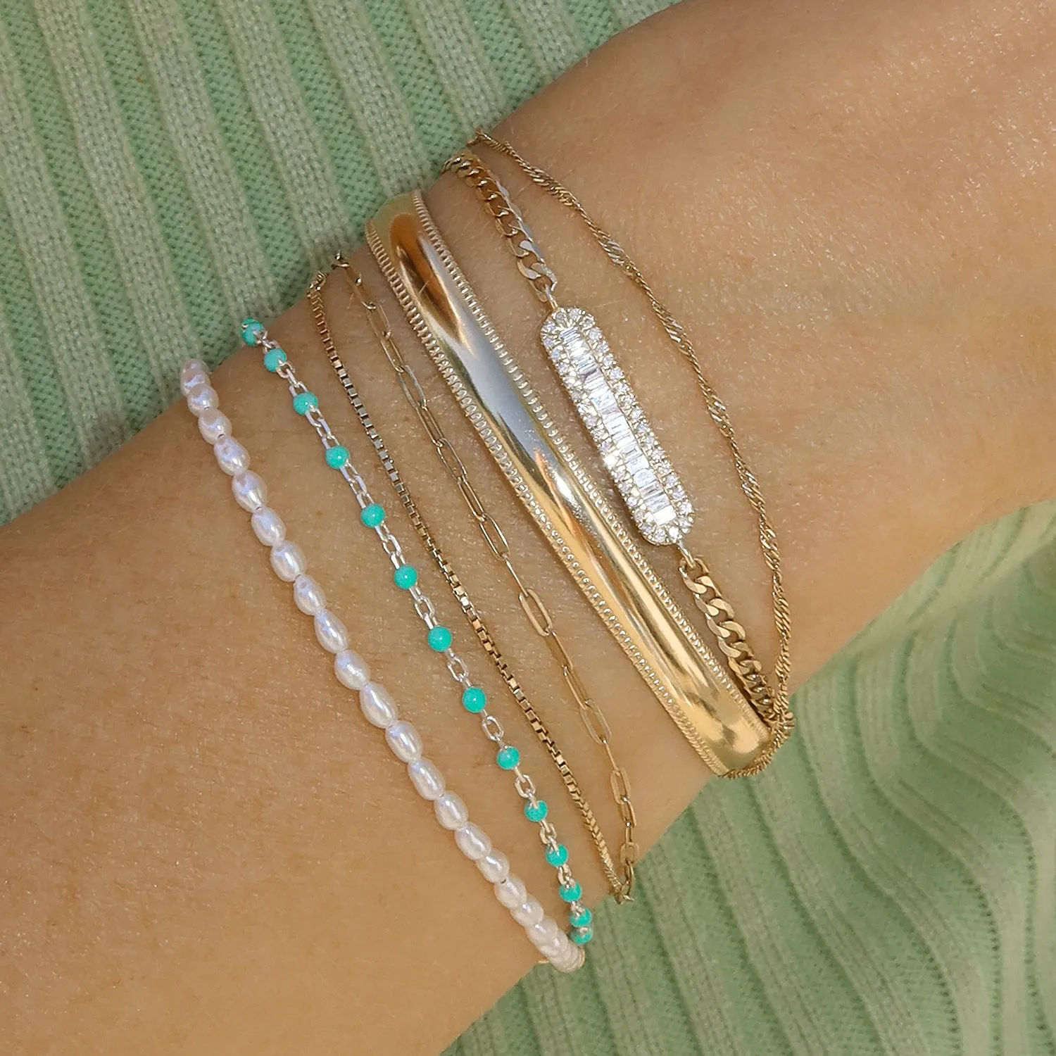 Tiny Pearl Bracelet