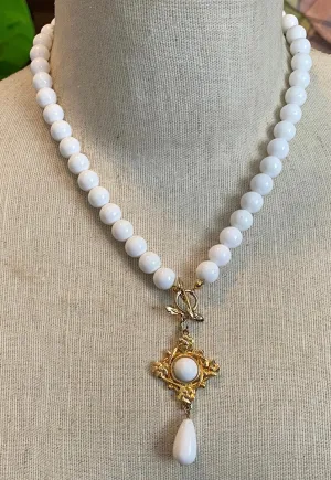 Vintage Victorian Style White Bead Gold Tone Pendant Necklace